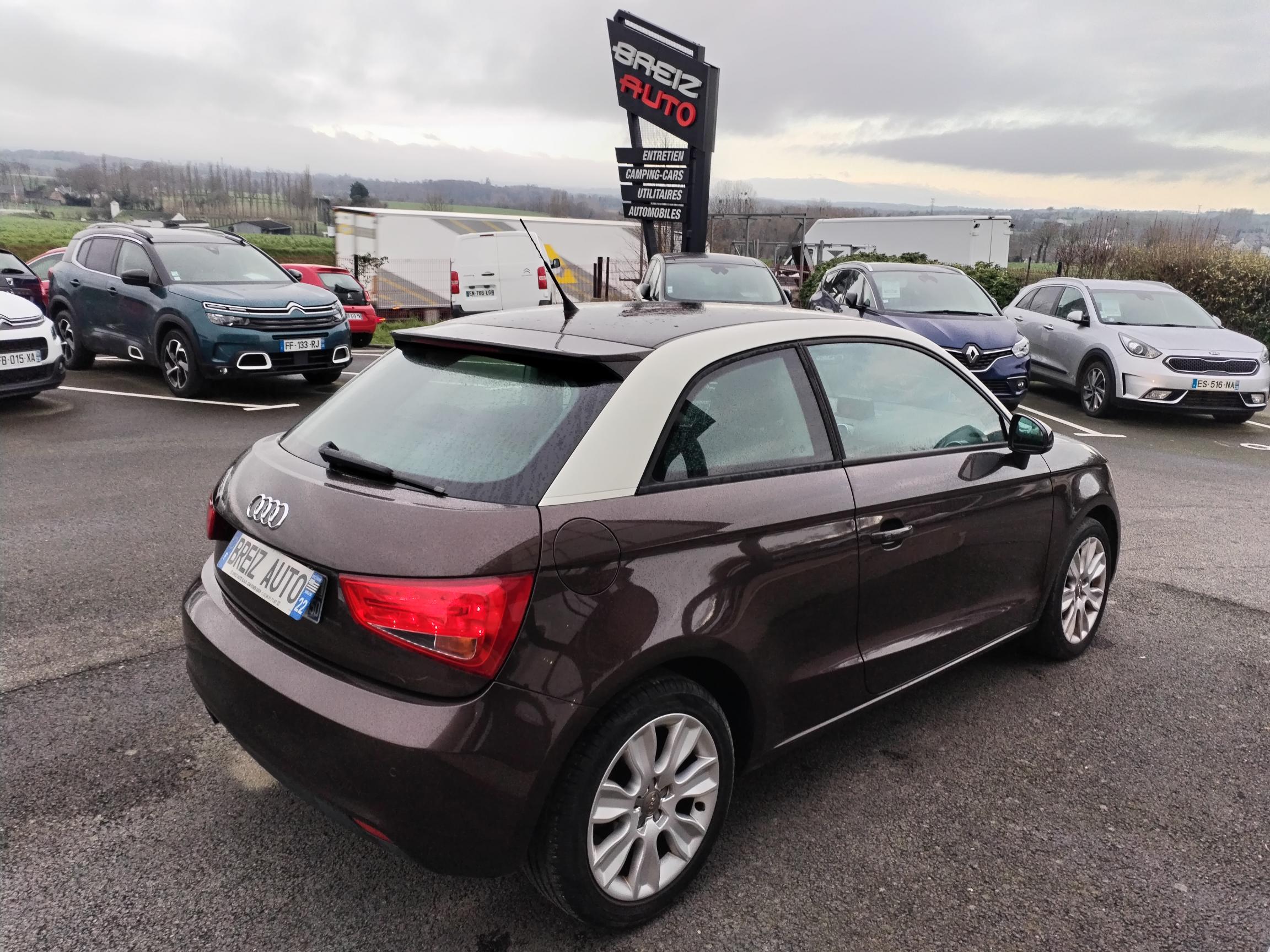 AUDI            A1