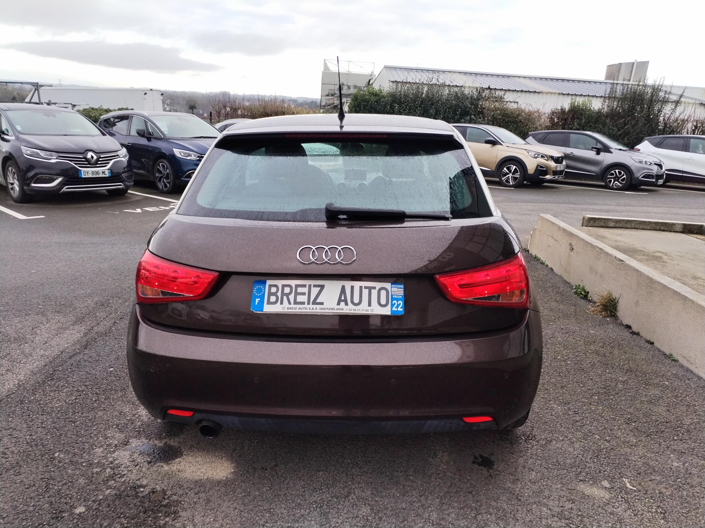 AUDI            A1