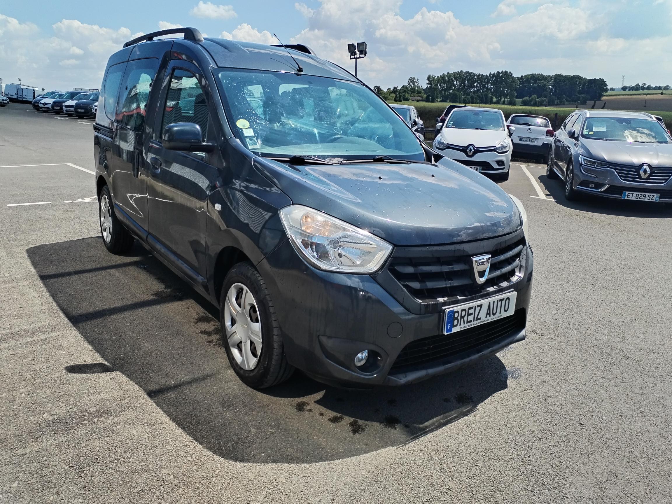 DACIA           DOKKER