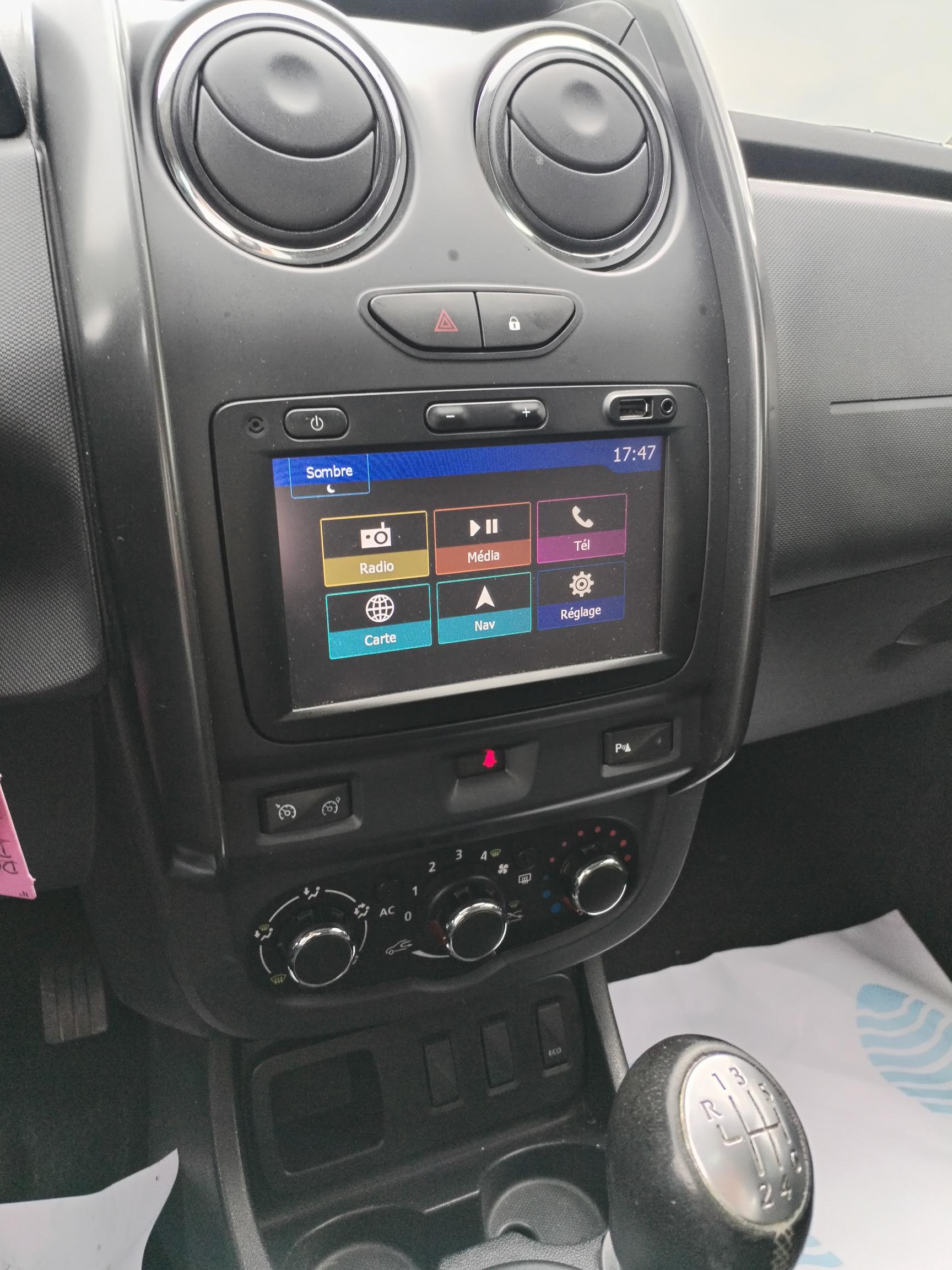 DACIA           DUSTER