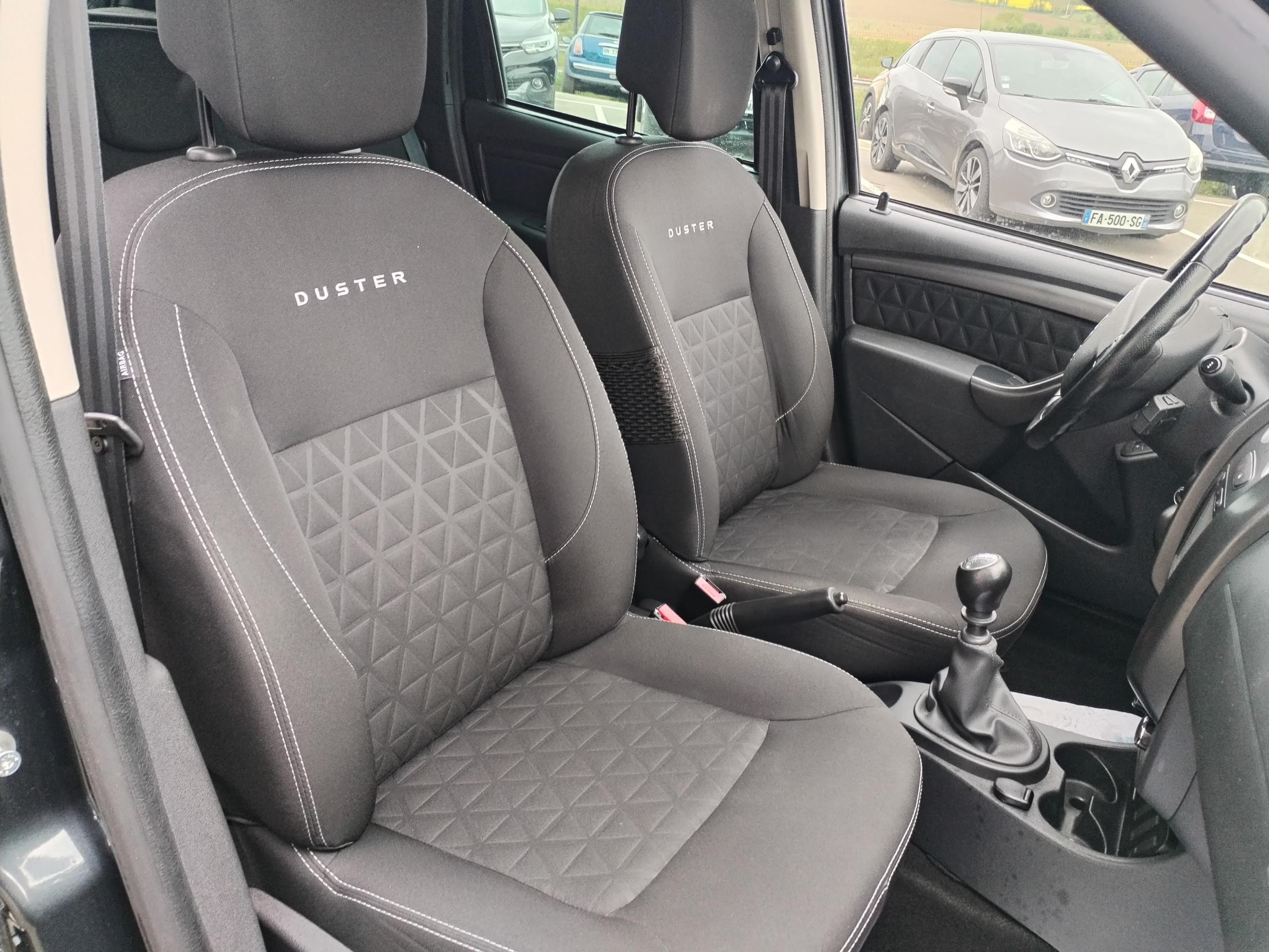 DACIA           DUSTER