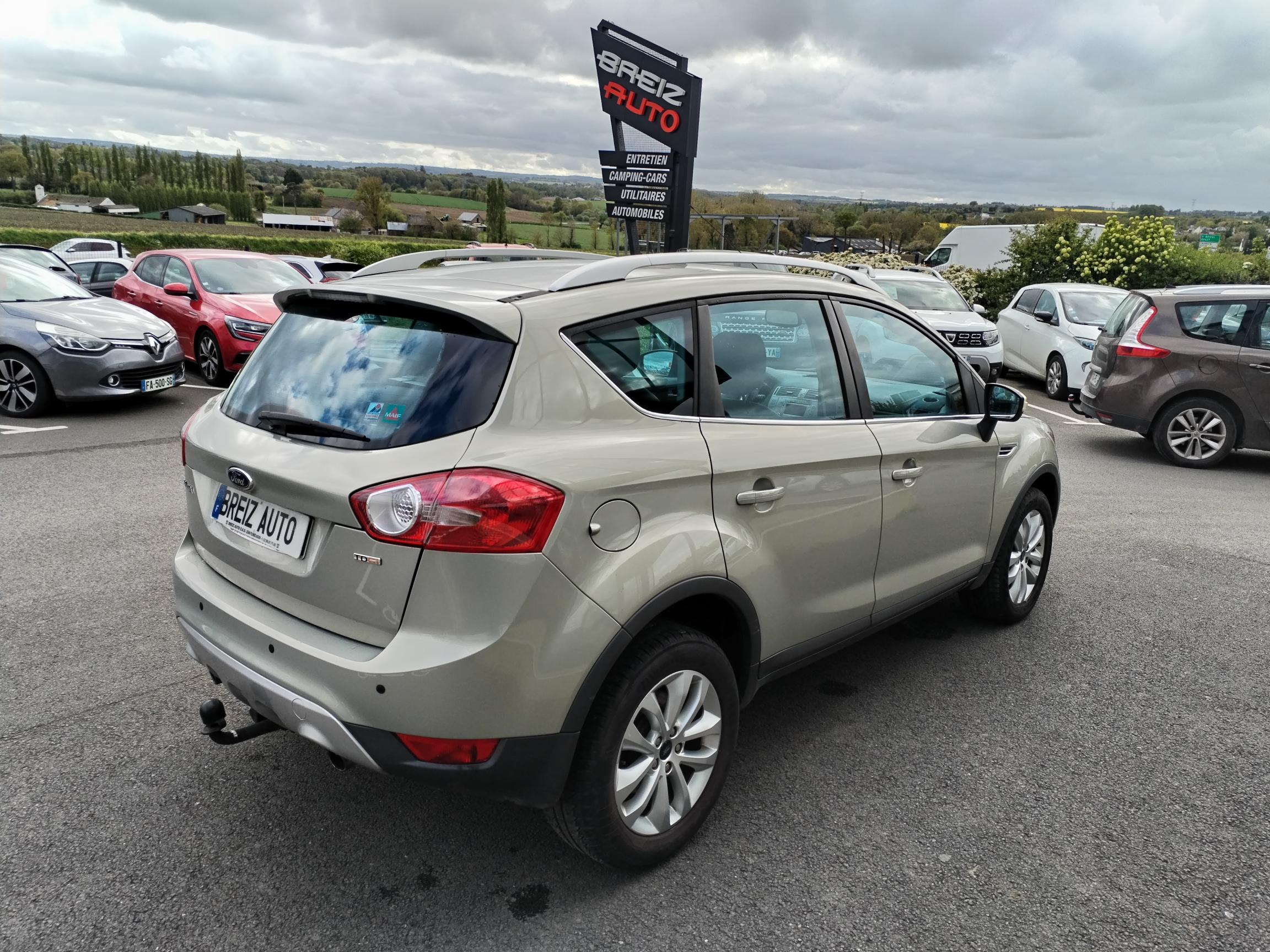 FORD KUGA
