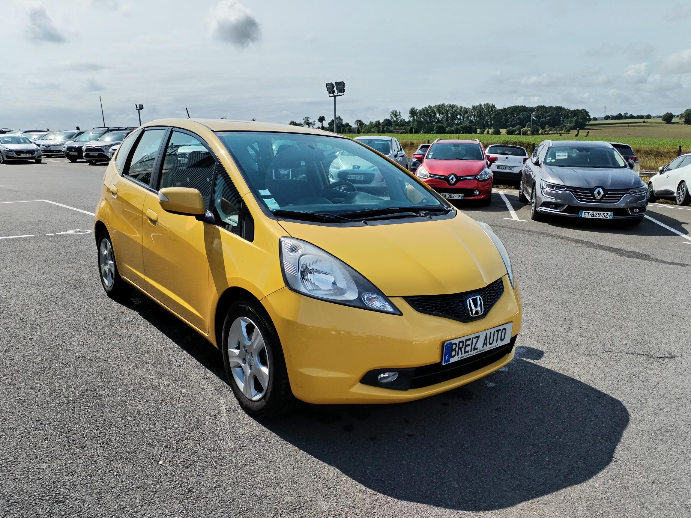 HONDA           JAZZ