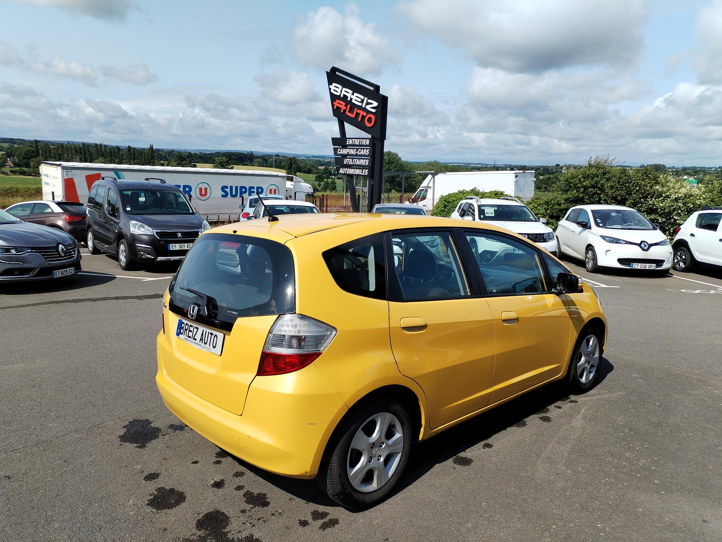 HONDA           JAZZ