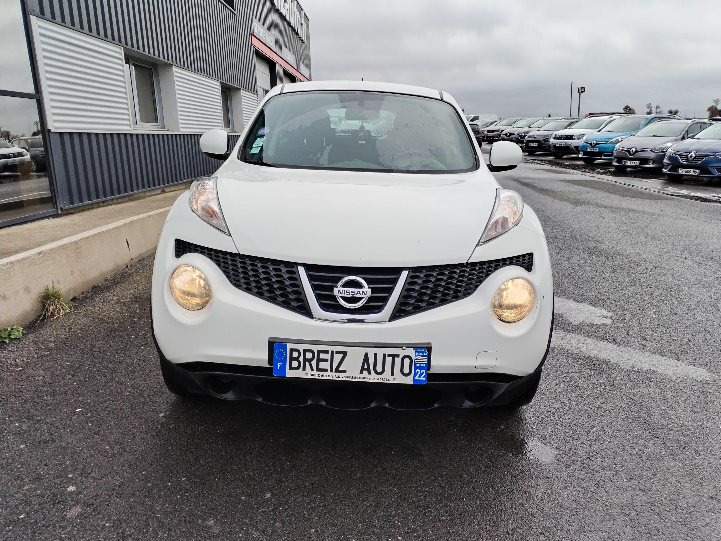 NISSAN          JUKE