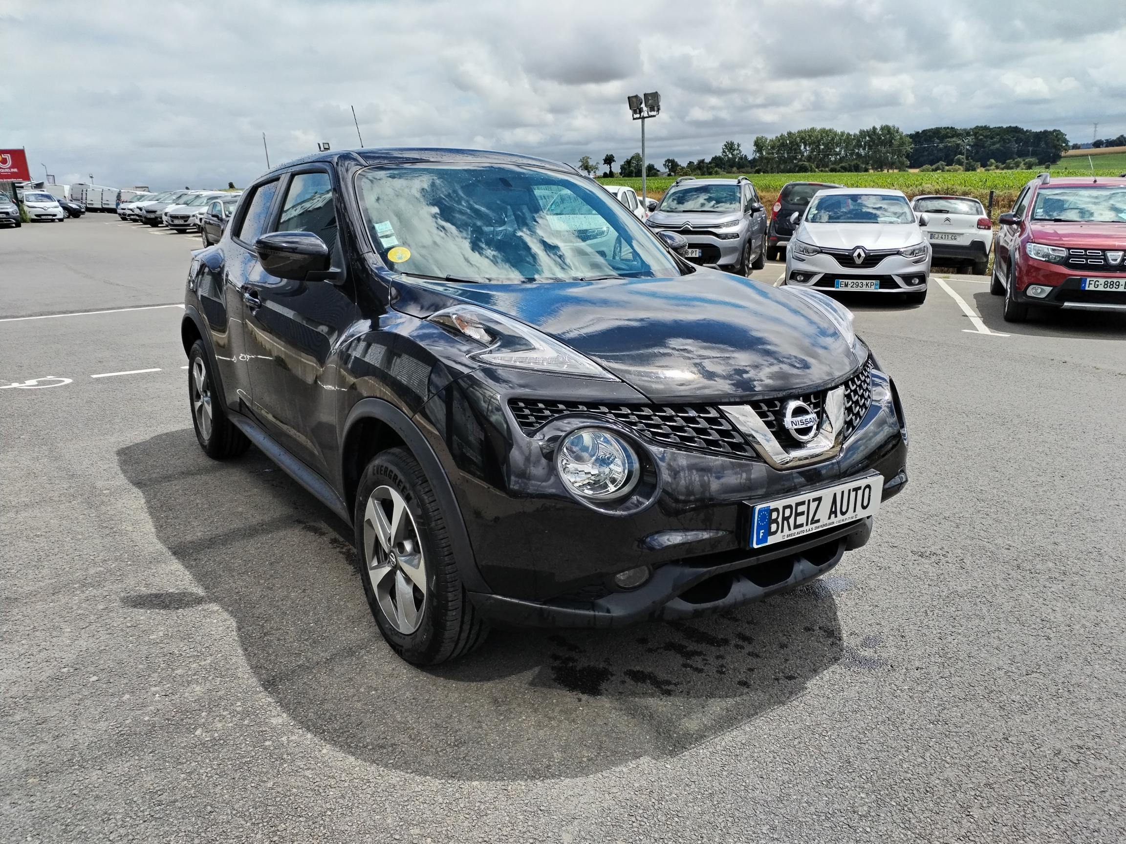 NISSAN          JUKE