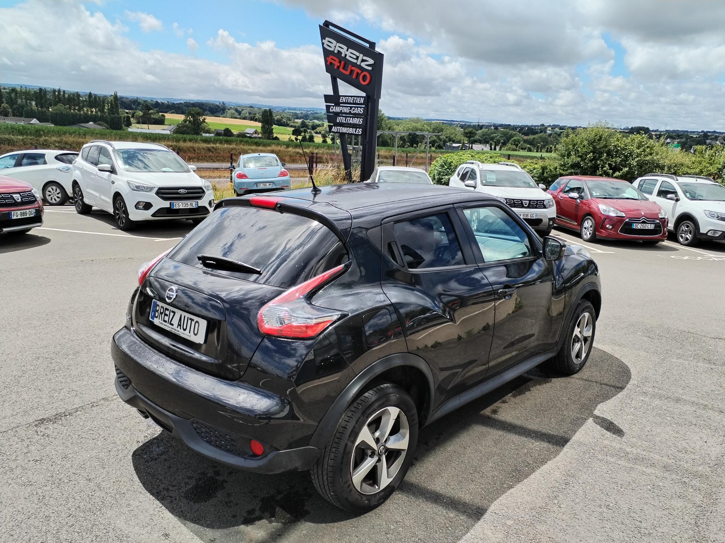 NISSAN          JUKE