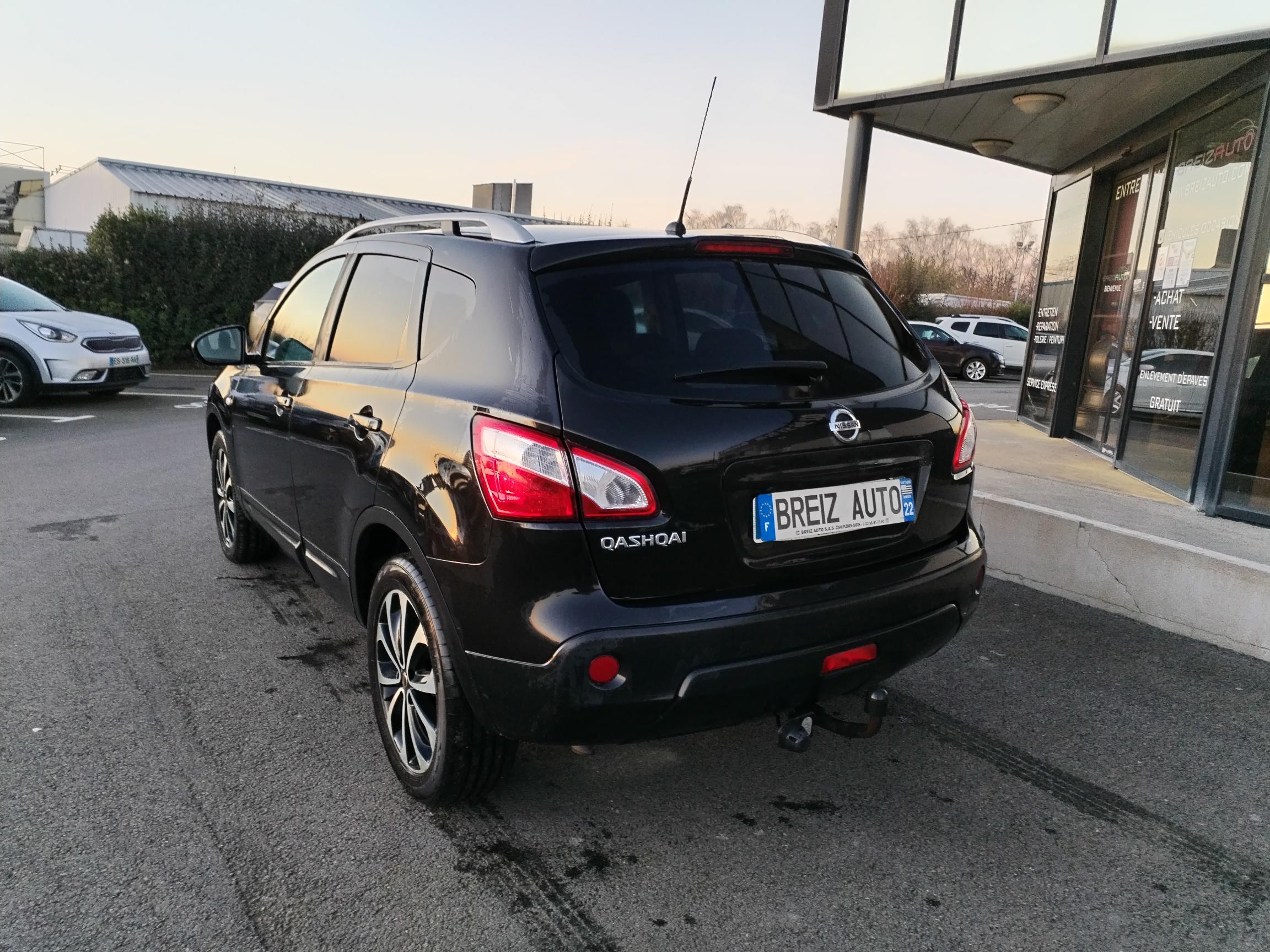 NISSAN          QASHQAI