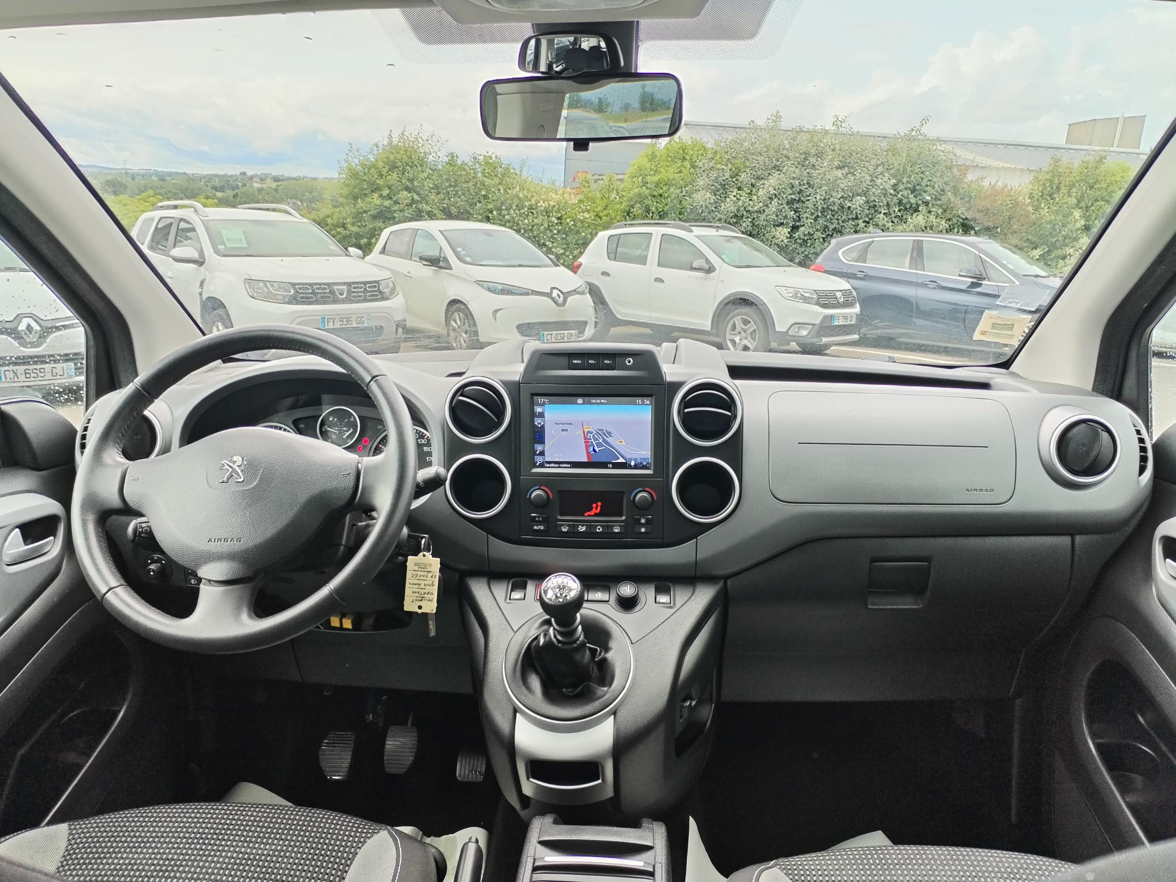 PEUGEOT         PARTNER