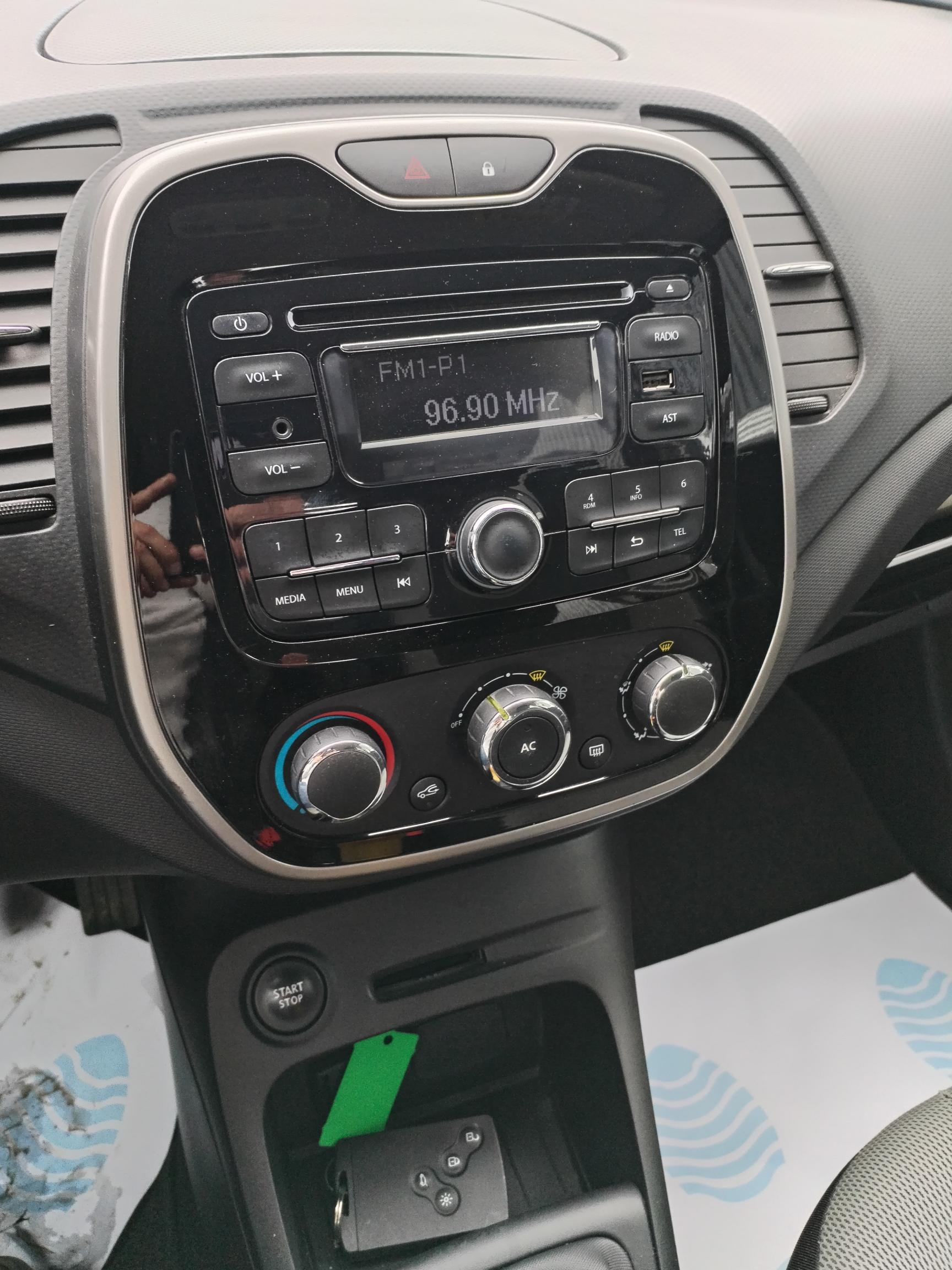 RENAULT  CAPTUR