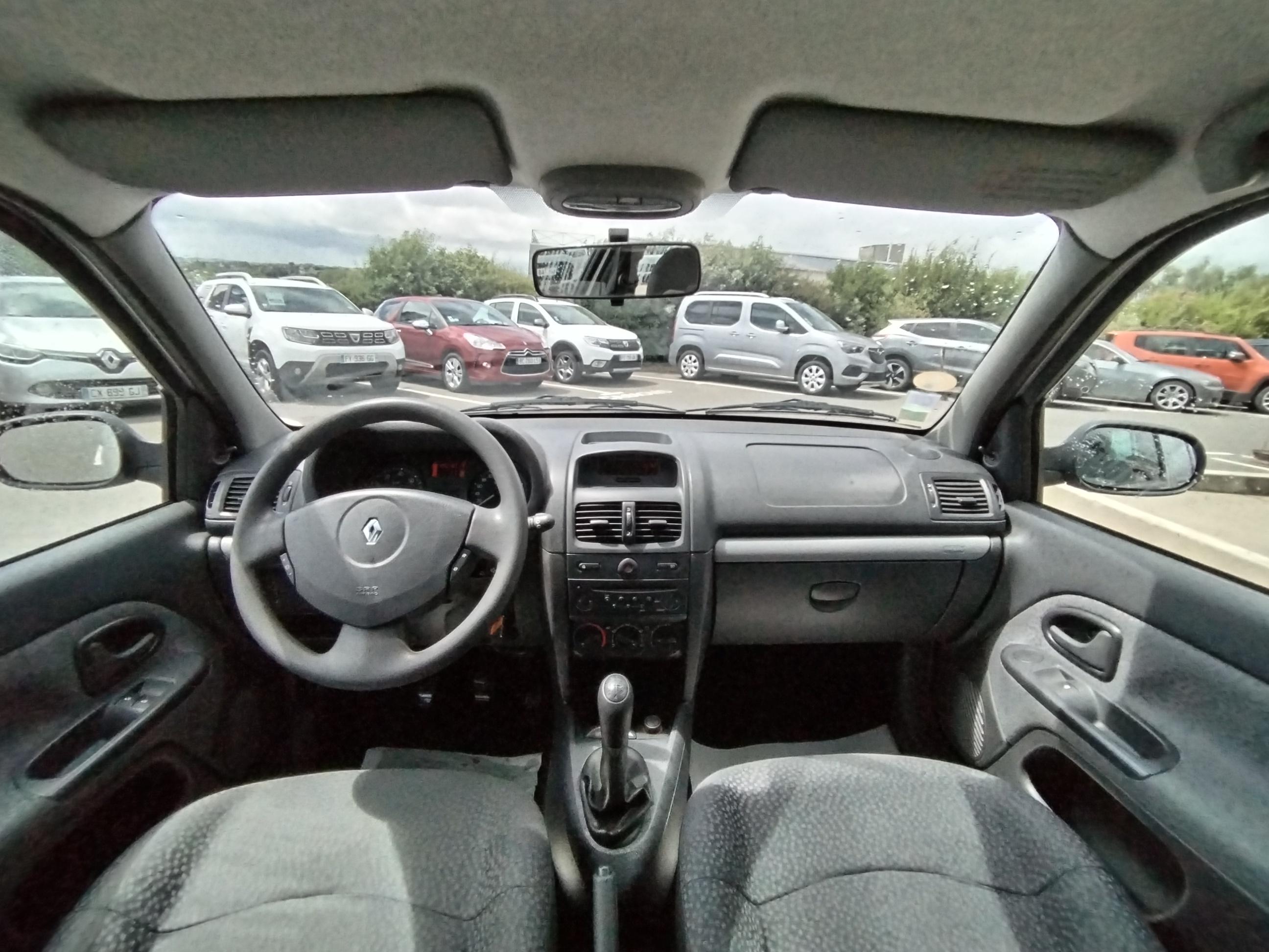 RENAULT  CLIO