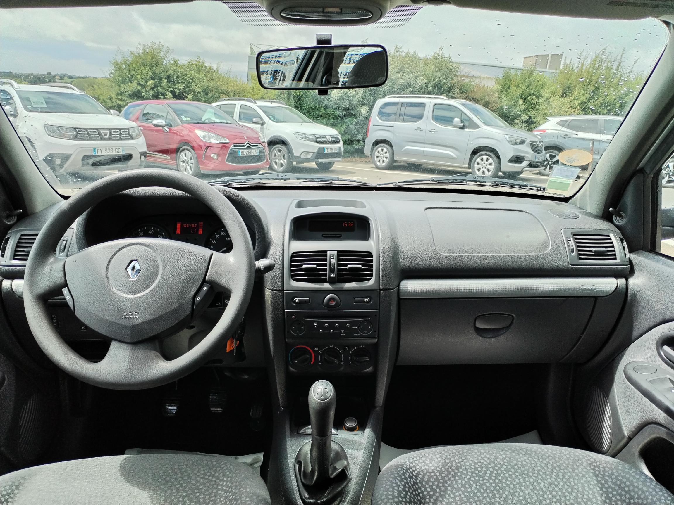 RENAULT  CLIO