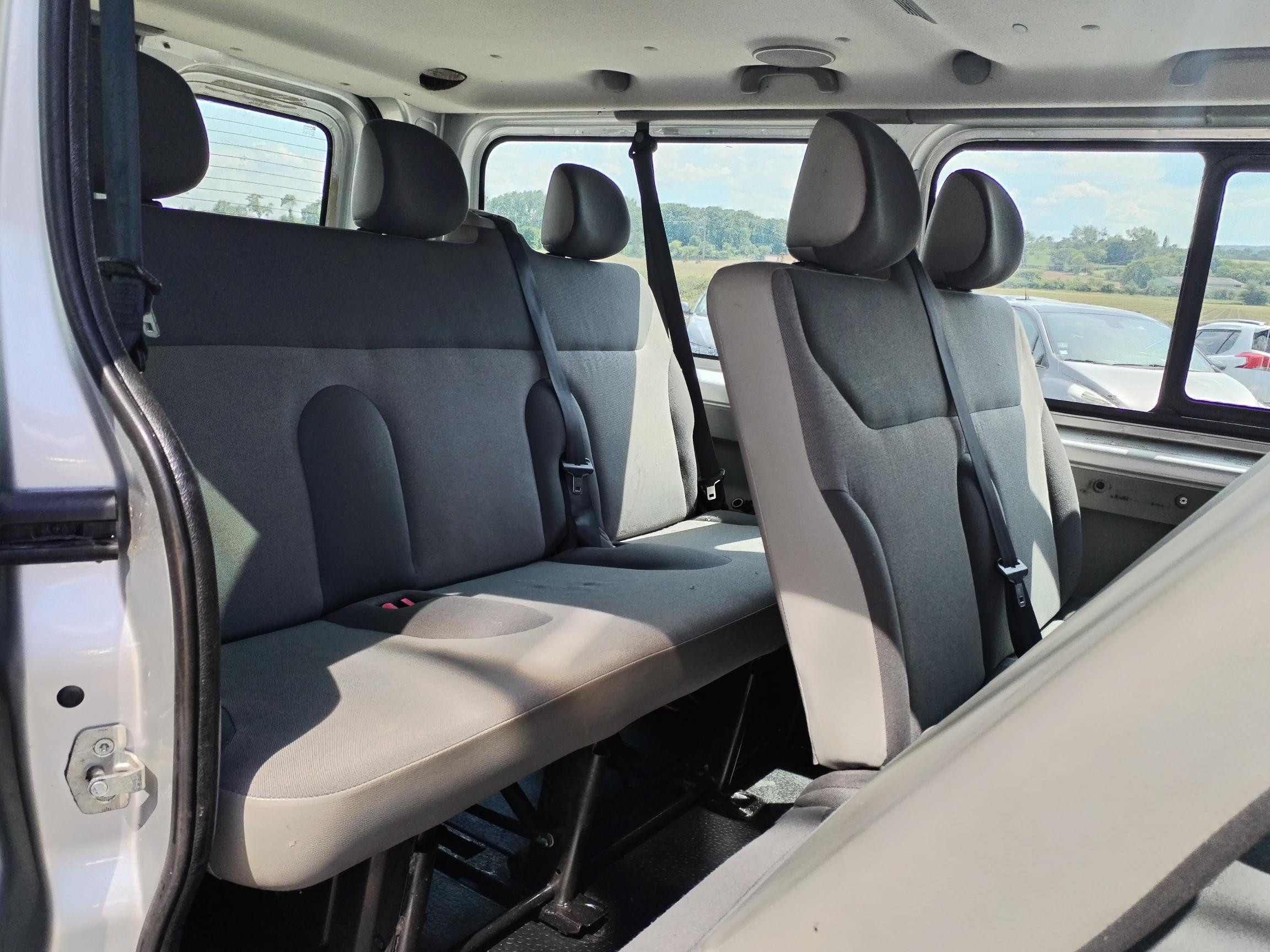 RENAULT  TRAFIC