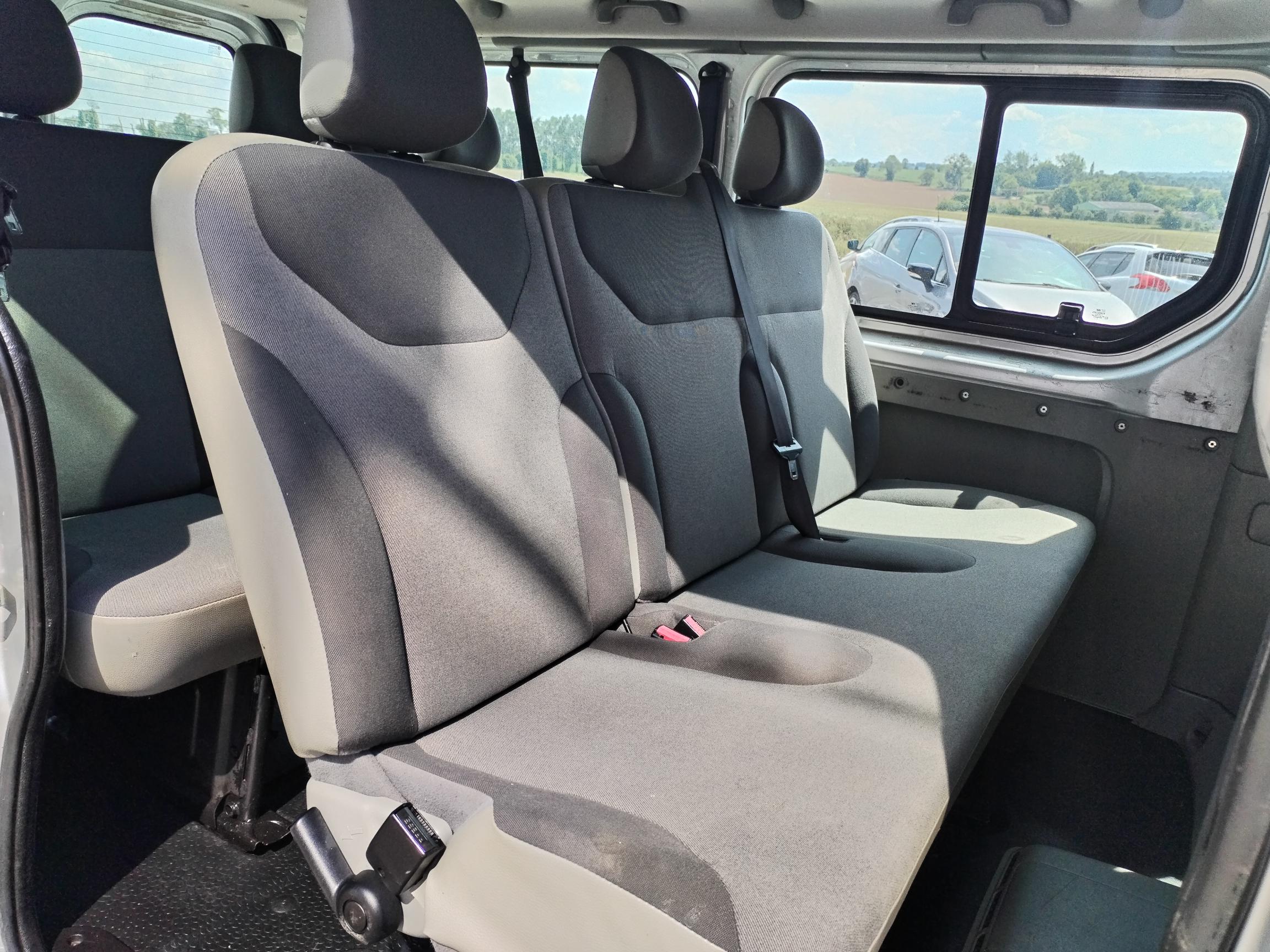 RENAULT  TRAFIC