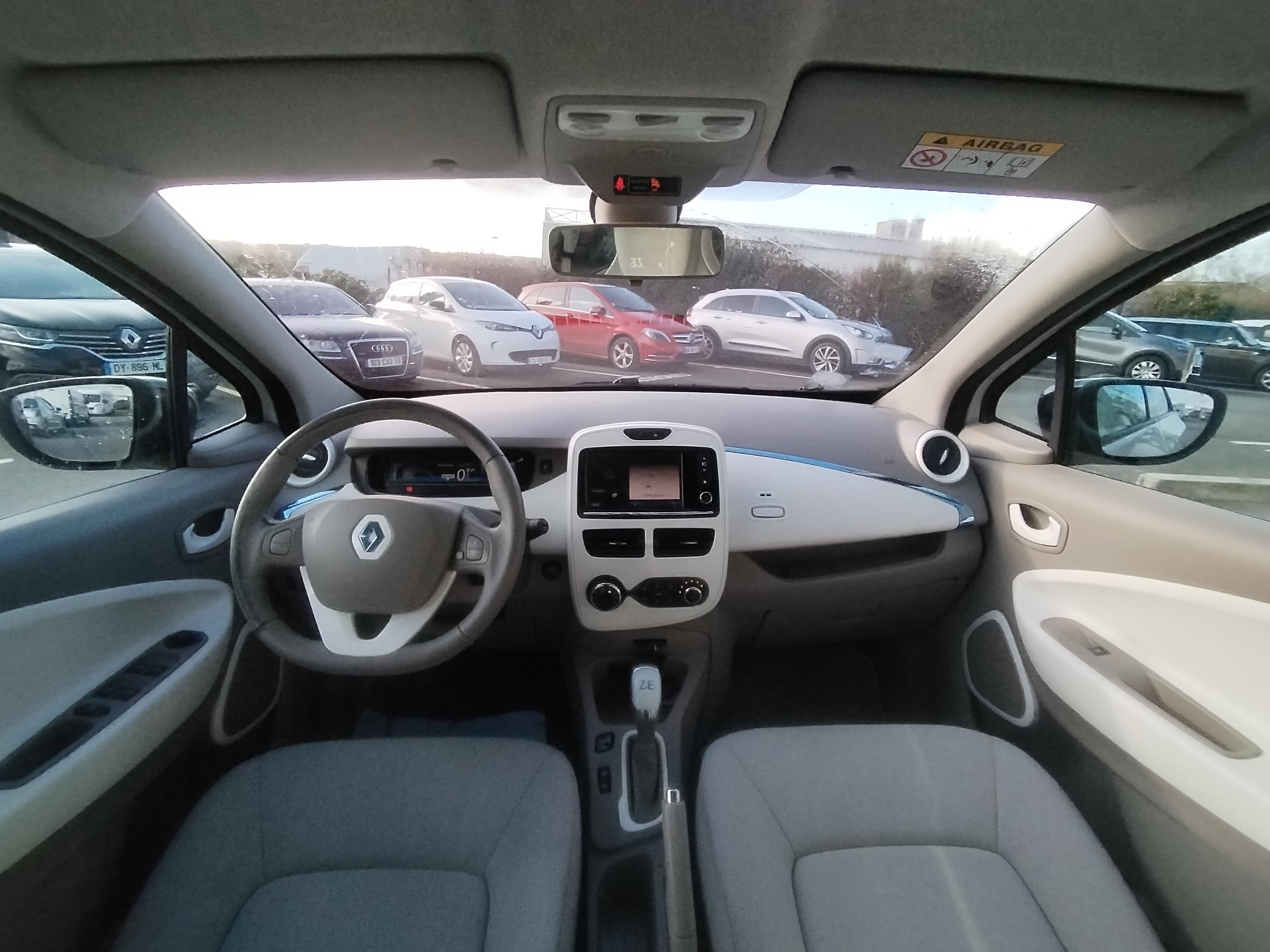RENAULT  ZOE