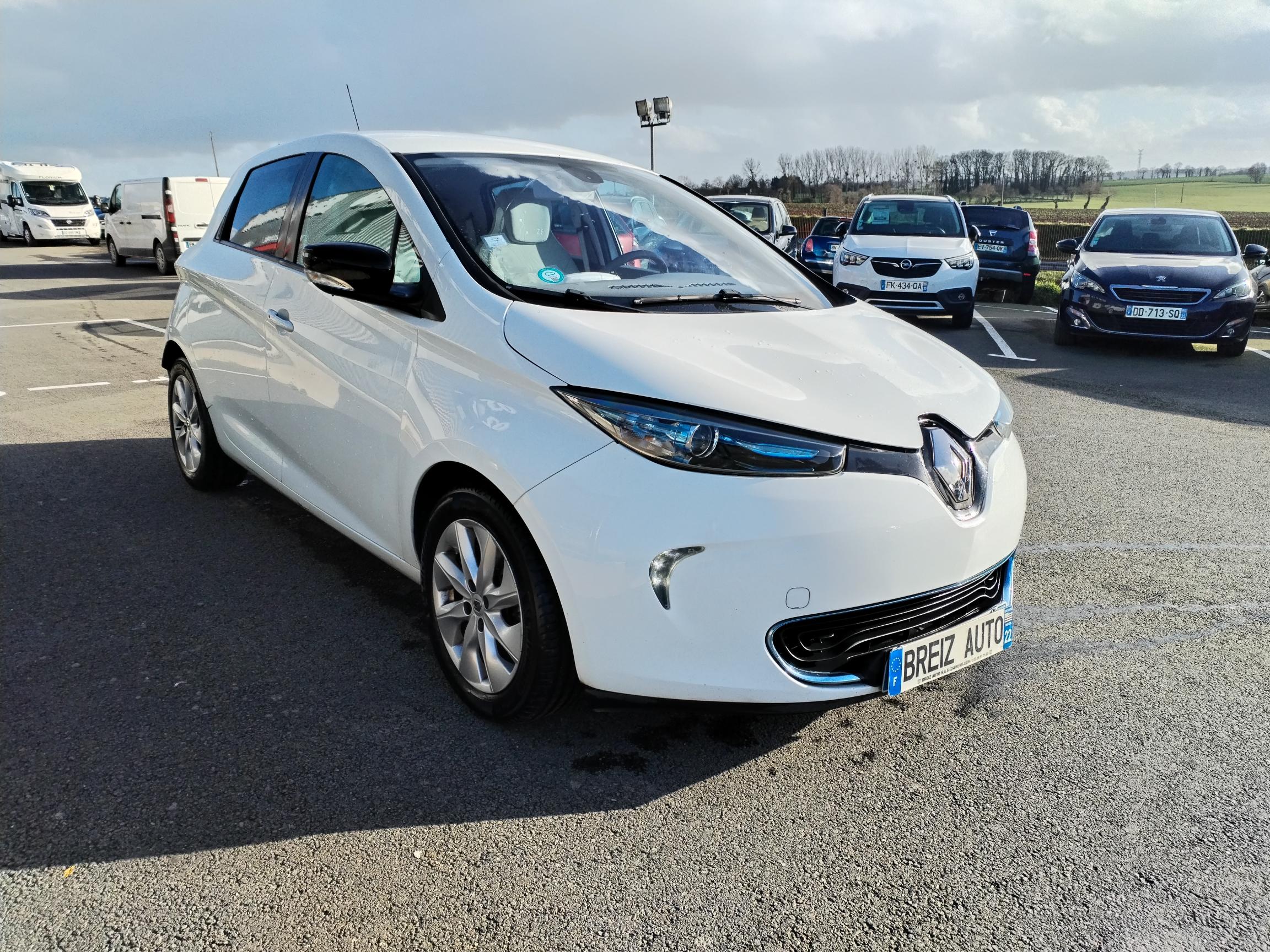 RENAULT  ZOE