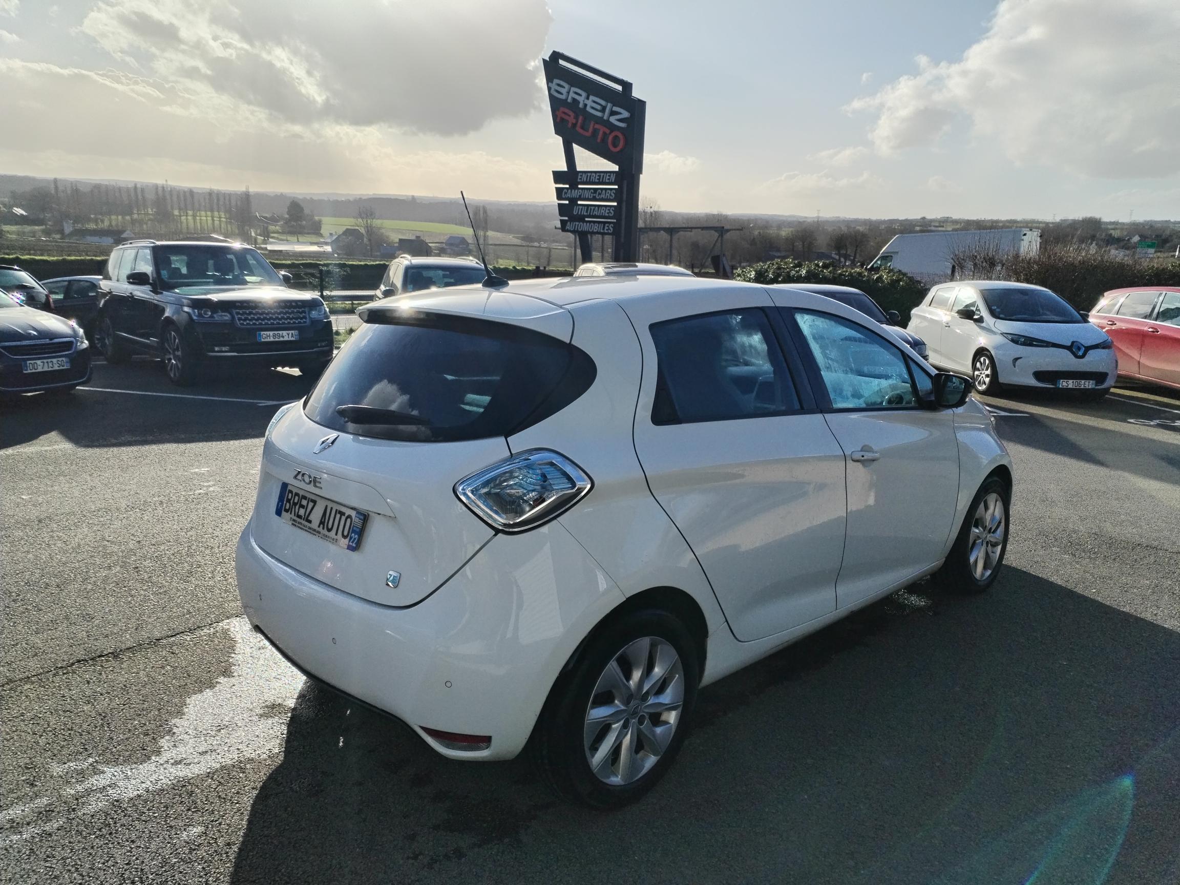 RENAULT  ZOE