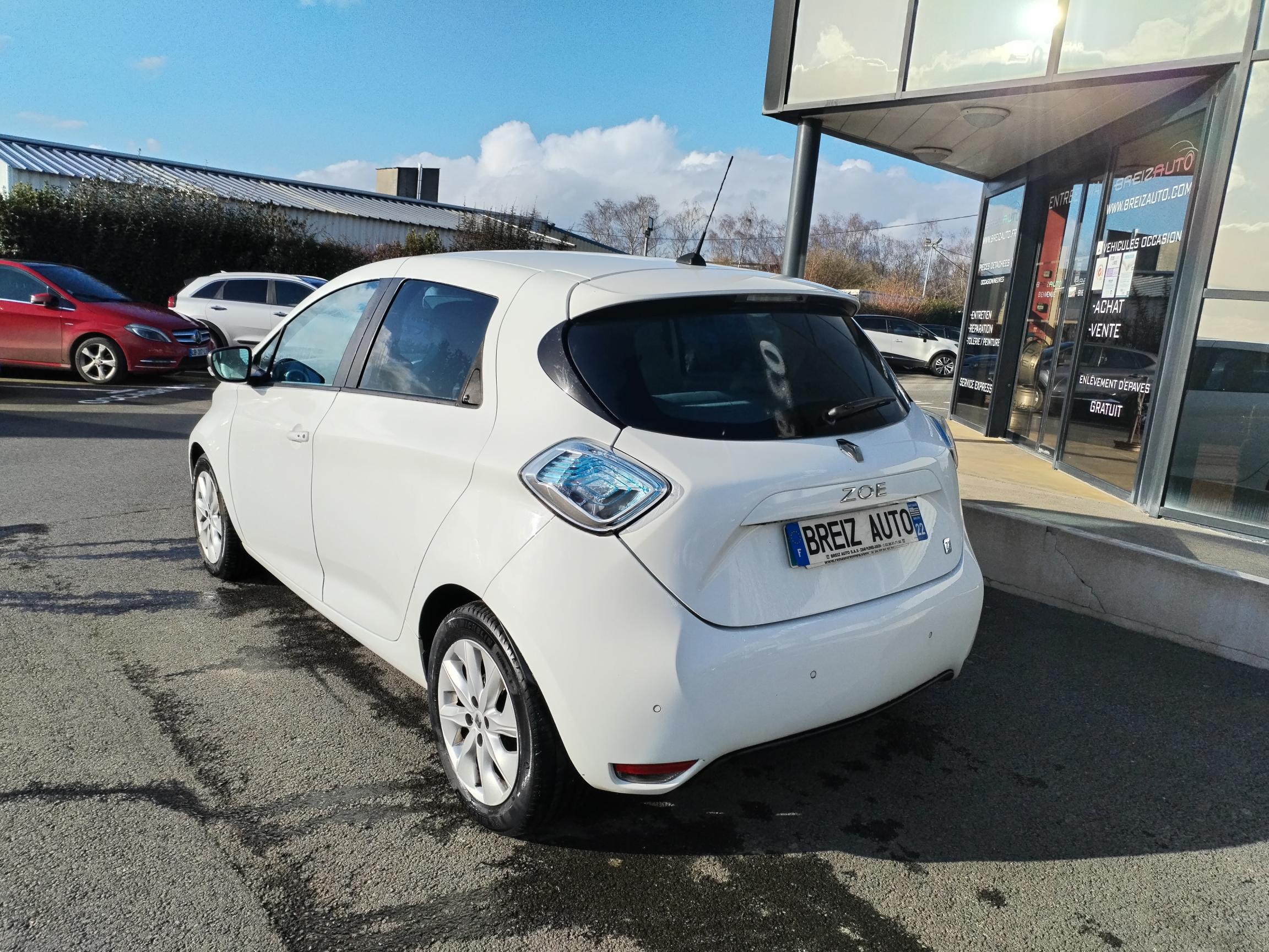 RENAULT  ZOE