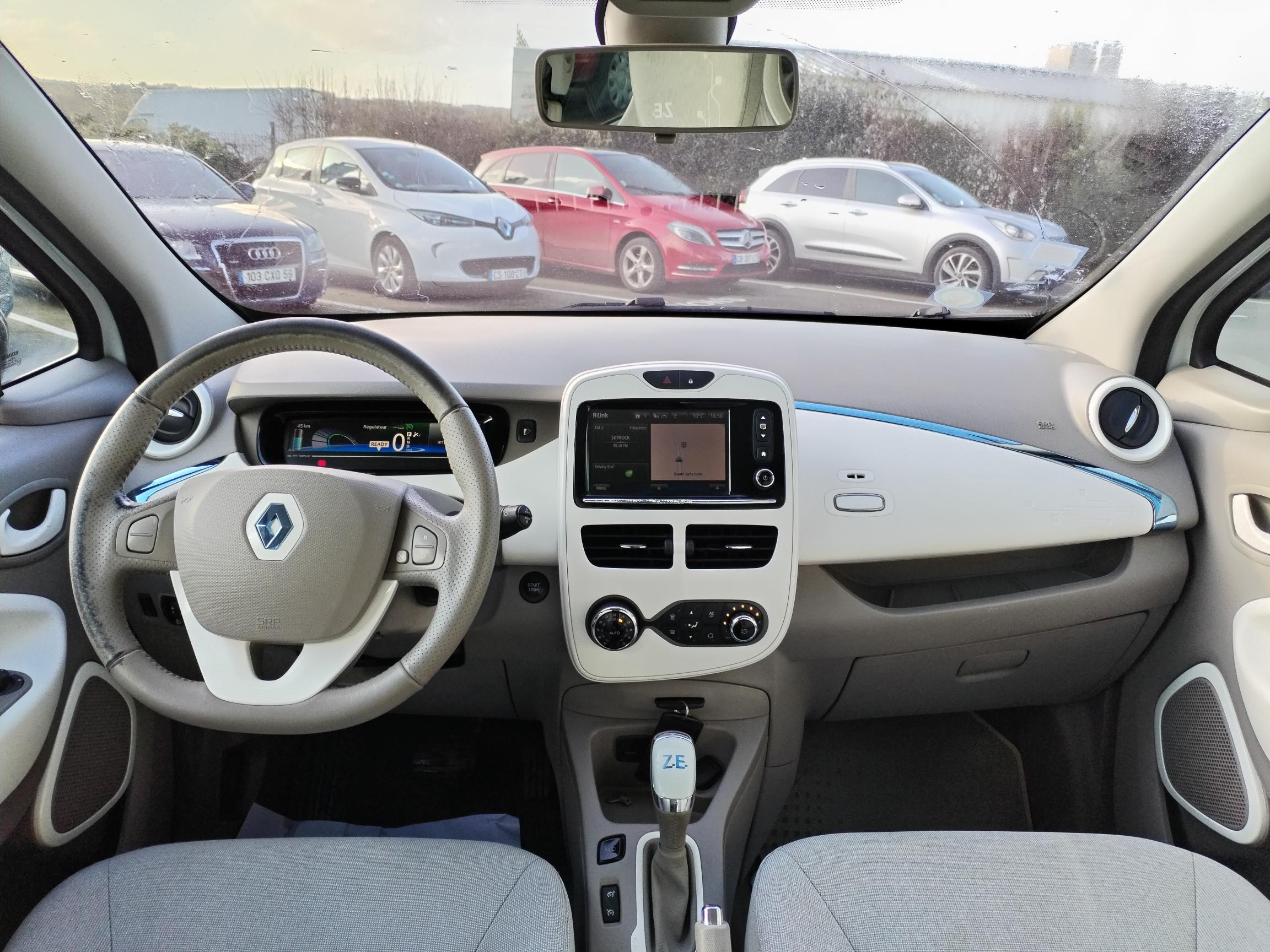 RENAULT  ZOE
