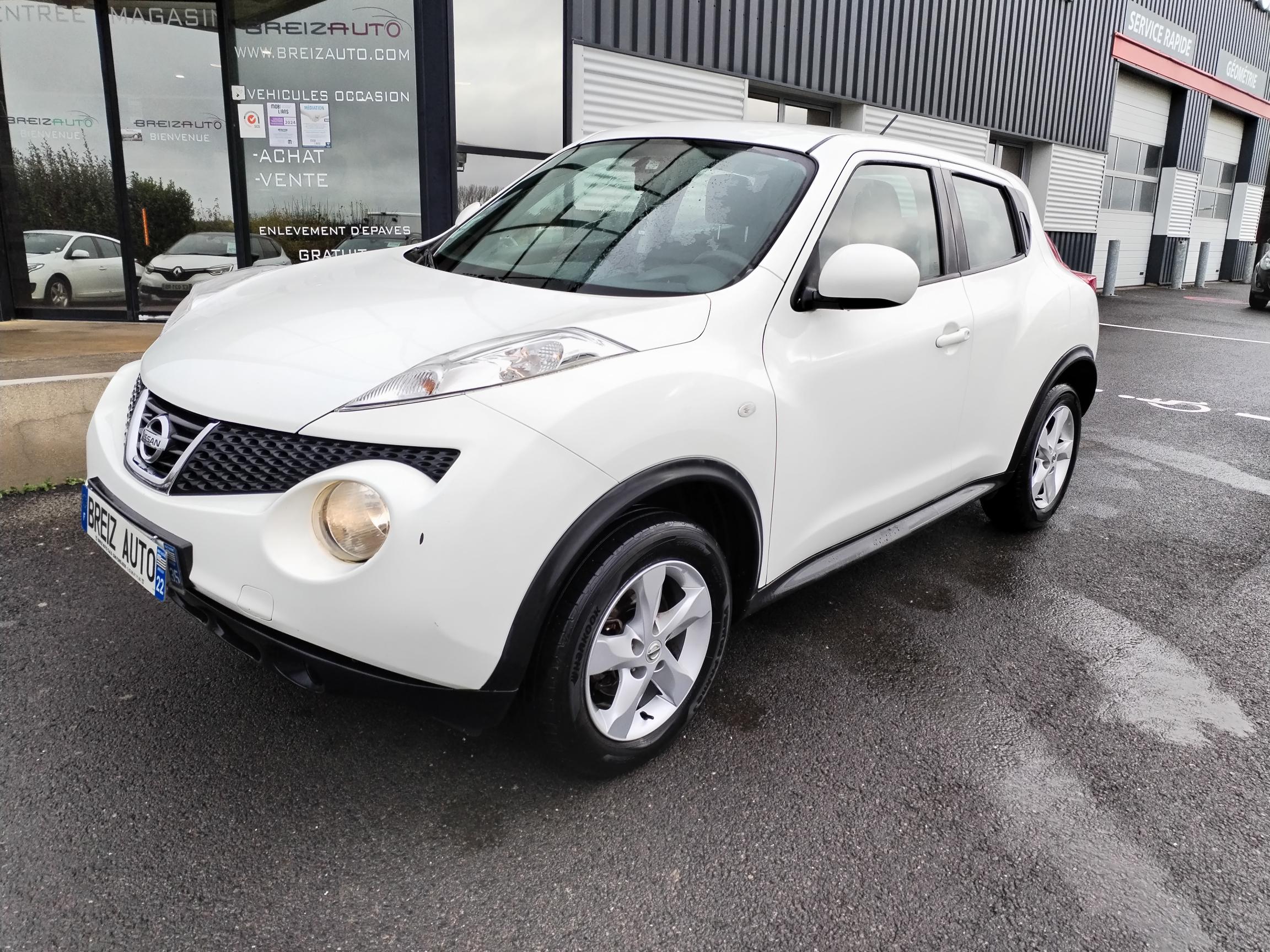 NISSAN          JUKE