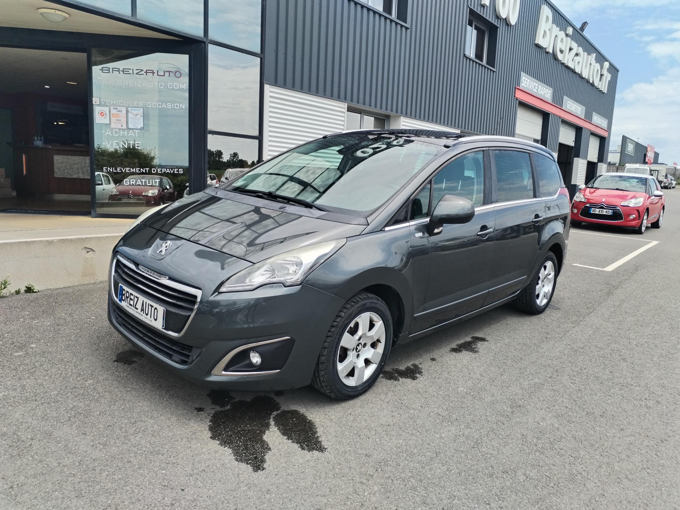 PEUGEOT         5008