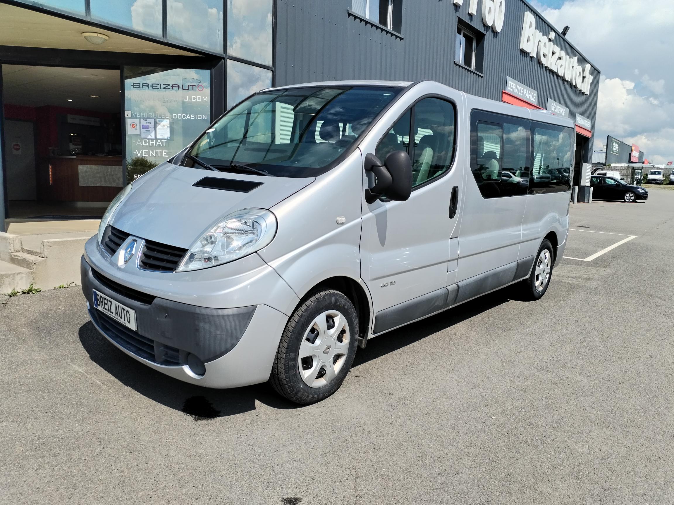 RENAULT  TRAFIC