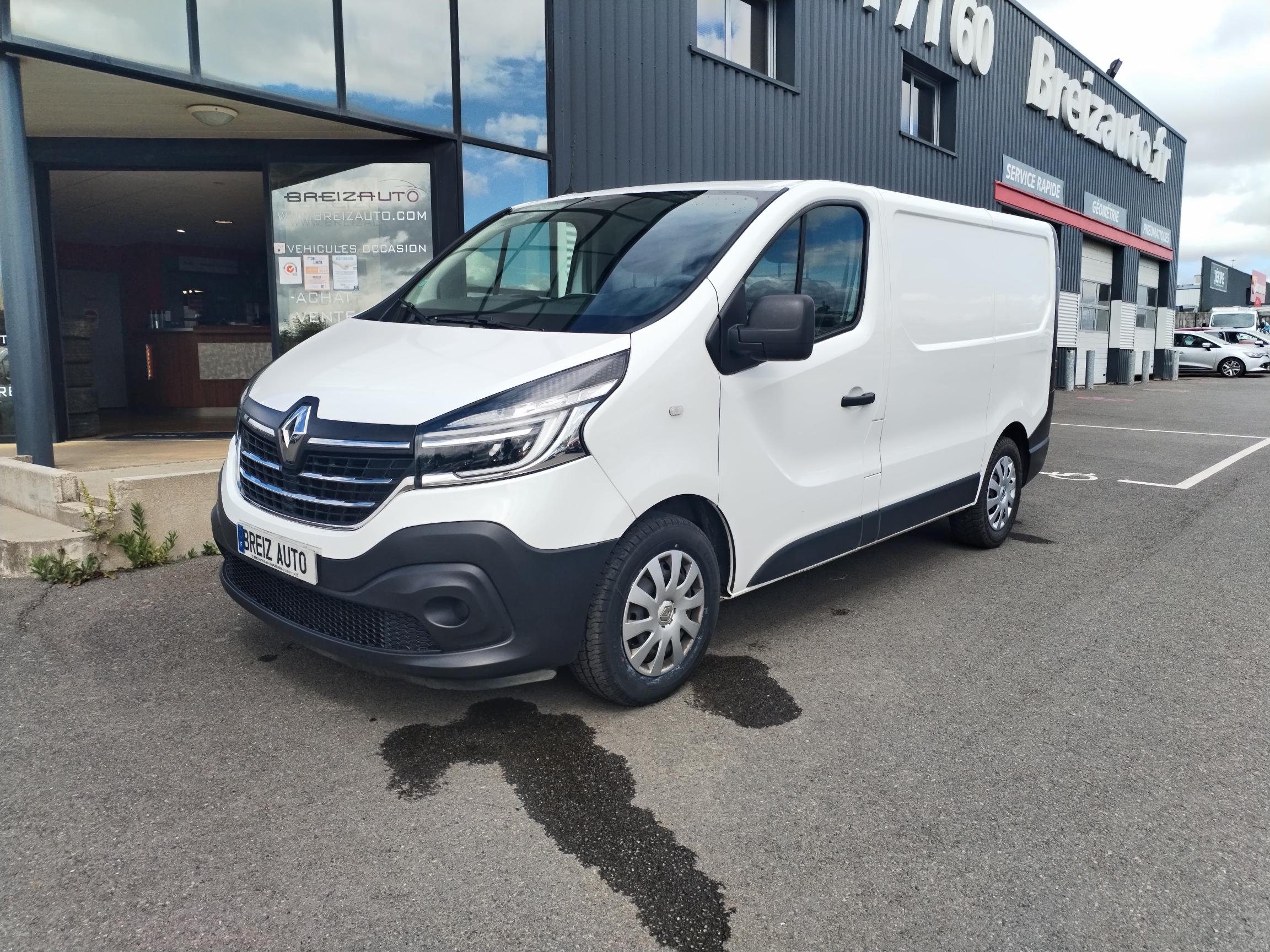 RENAULT  TRAFIC
